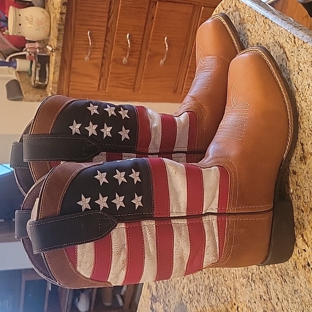 Roper square toe Woman's Cowboy boots size 7.5